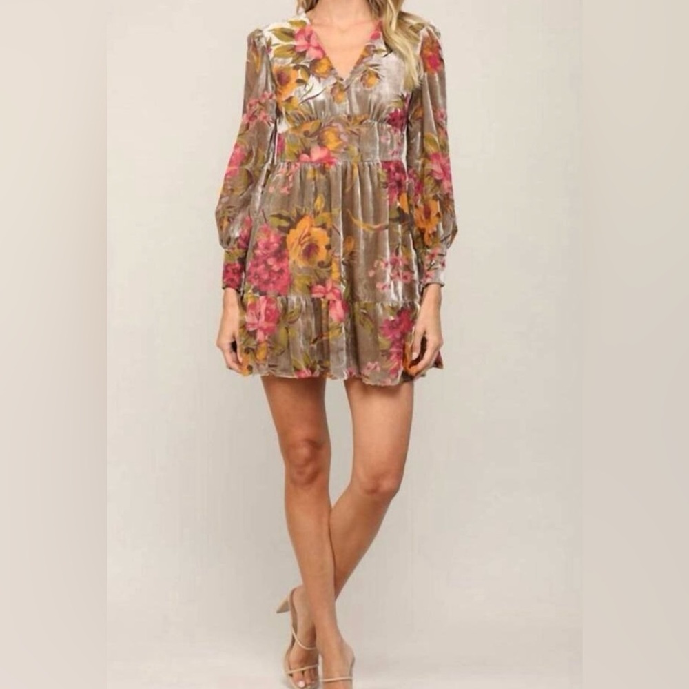 FATE Velvet Floral V Neck Long Sleeve Dress